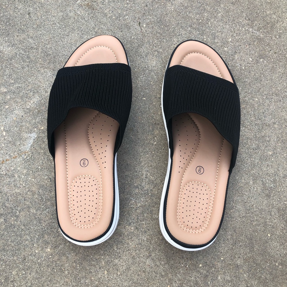 Mysoft brand black and white sandals